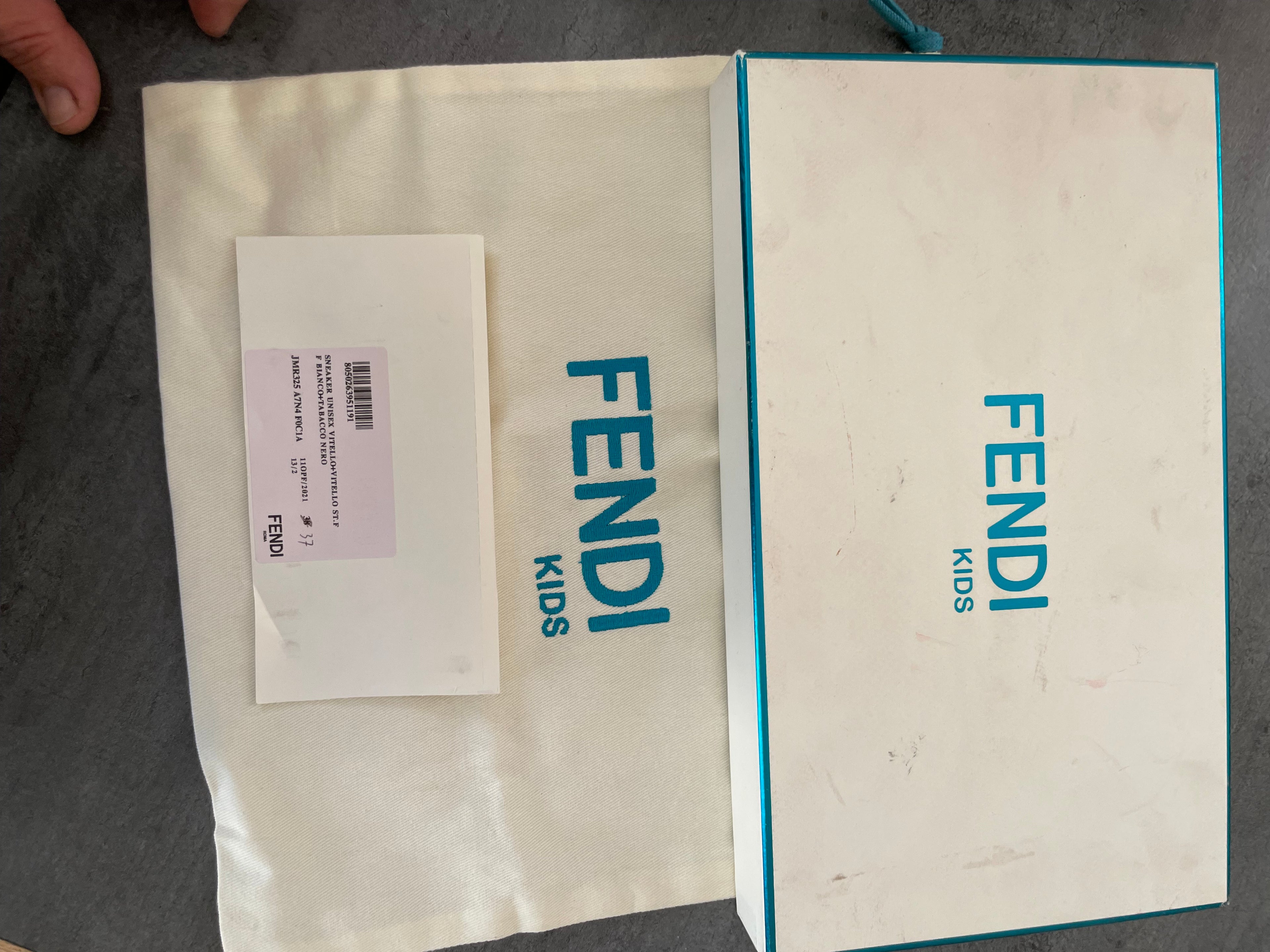 FENDI sneaker