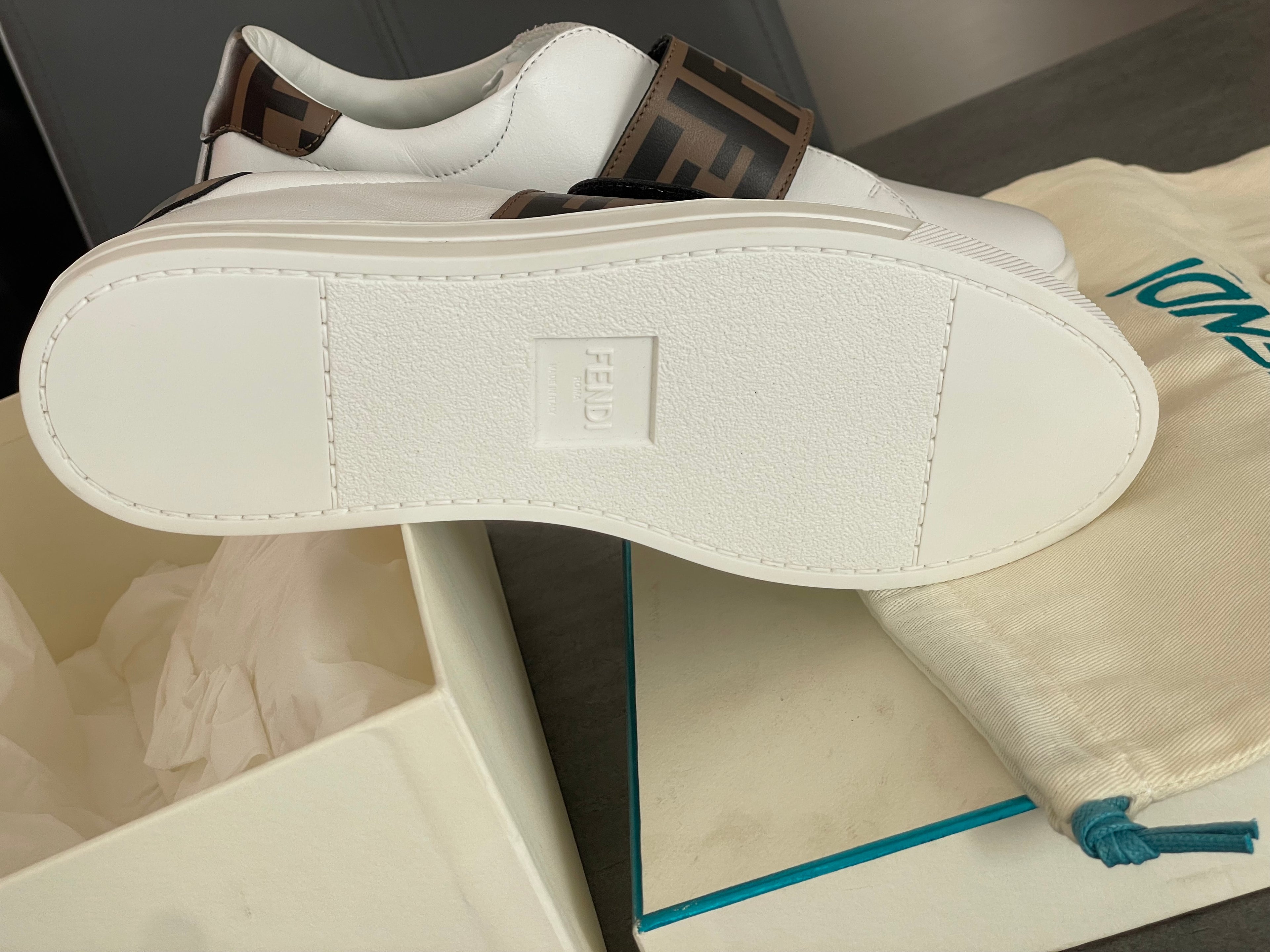 FENDI sneaker